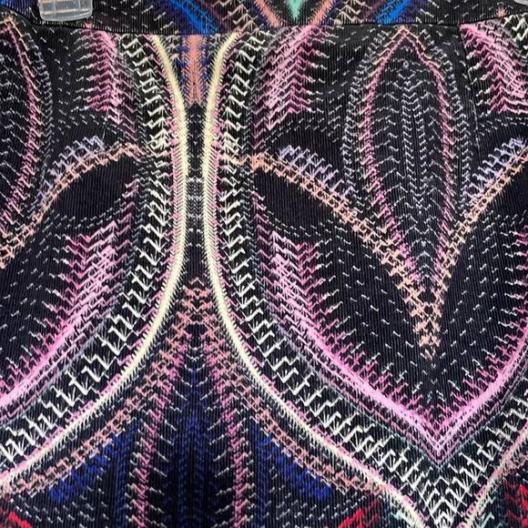 Etcetera corduroy sz 4 skirt. Colorful design black back zip & split - Picture 8 of 9